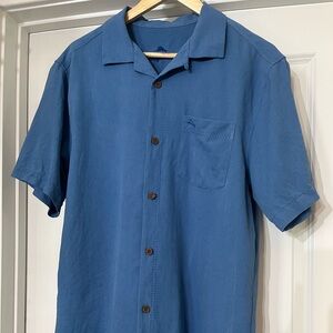 Tommy Bahama Men's Blue Medium 70% Silk Button Down Shirt Swordfish Detail